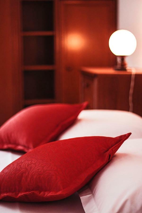 Apartment Milana - Cozy Stay With Free Parking Split Buitenkant foto