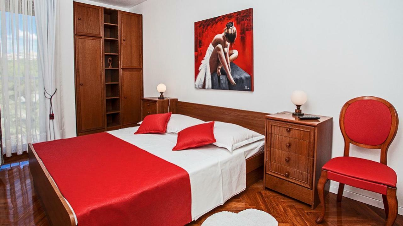 Apartment Milana - Cozy Stay With Free Parking Split Buitenkant foto