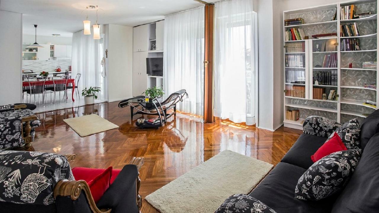 Apartment Milana - Cozy Stay With Free Parking Split Buitenkant foto
